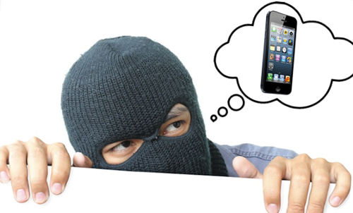 Őrizetben a notórius mobiltelefon-tolvaj