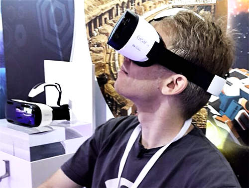Samsung – Oculus együttműködés: itt az első mobil VR-szemüveg