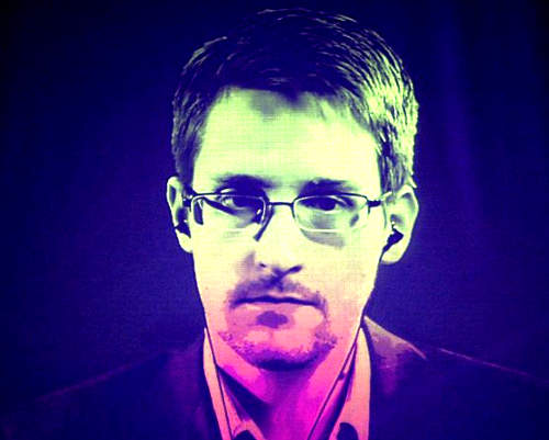 Edward Snowden fel akarja venni az orosz állampolgárságot