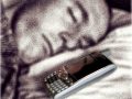 Éberség polgártársak: ellophatják a mobilodat, ha mélyen alszol!