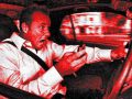 Állítólag nehezen bizonyítható a vezetés közbeni mobiltelefon-használat