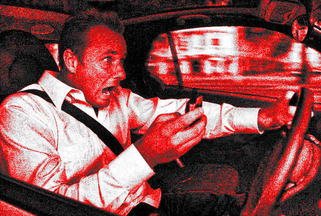 Állítólag nehezen bizonyítható a vezetés közbeni mobiltelefon-használat
