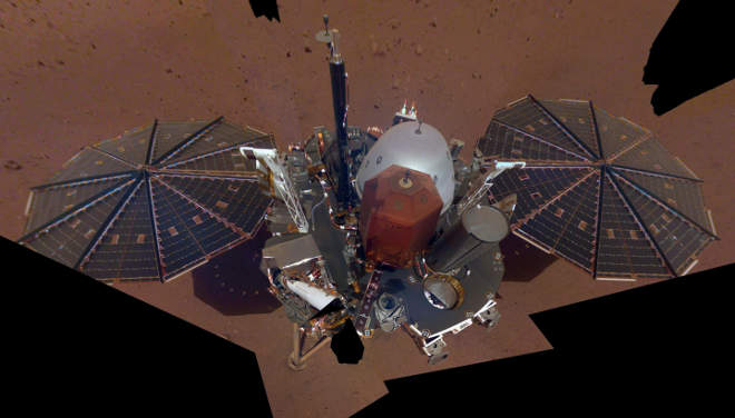 Elkészítette első szelfijét az InSight űrszonda a Marson