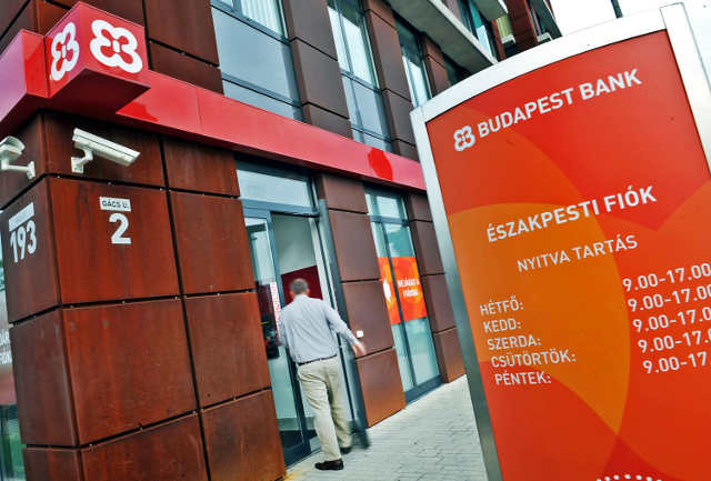 A 4iG fejleszt az eladás előtt álló Budapest Banknak