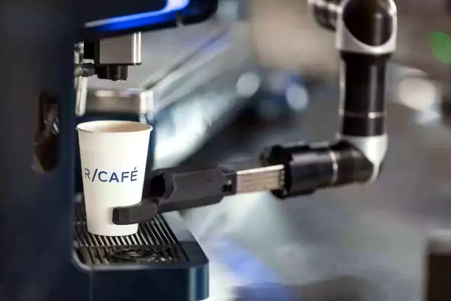 Kávékészítő robotok is lesznek a téli olimpián