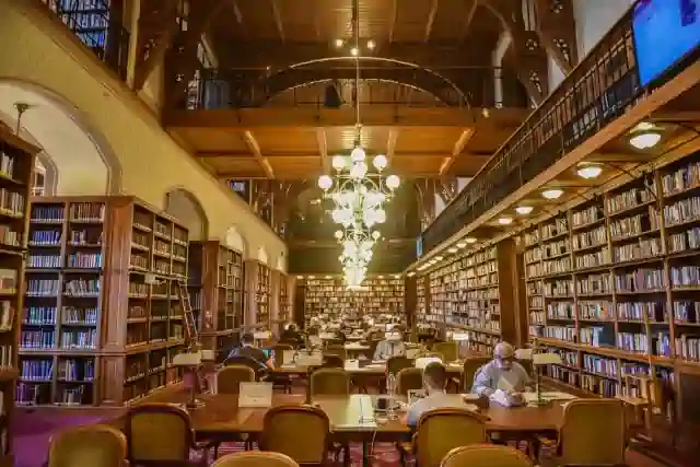 NKE Egyetemi Könyvtár